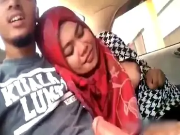 Bokep Indo ABG Hijab Dipaksa Sepong Ganas