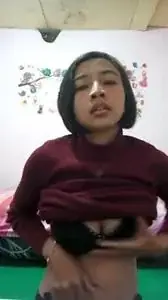 Cewek Bondol Cantik Sange Pasrah Digenjot Kasur